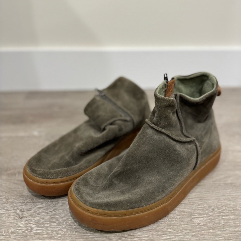 Satorisan Meraki Low Green Suede Women’s Shoes Size 9.5